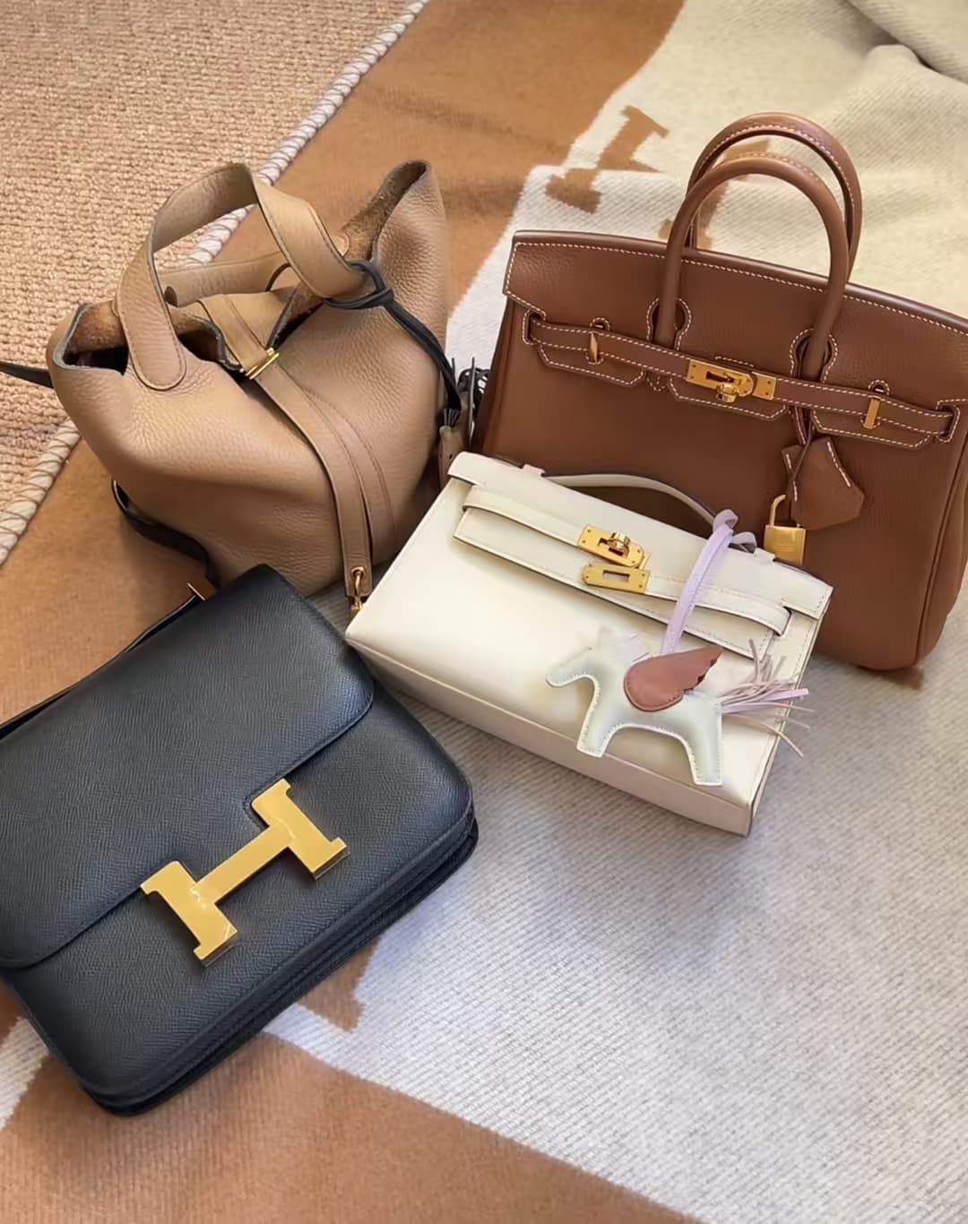 Sell to earn — luxury handbag